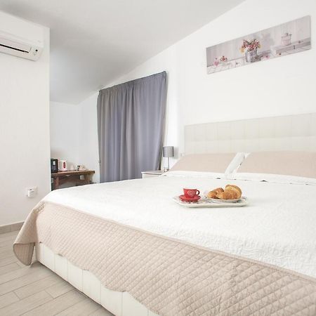Romeo & Juliet Affittacamere Санта-Тереза-Галлура Екстер'єр фото